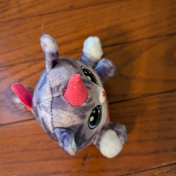 Zuru Rainbocorns Gray Tabby Cat Unicorn 4" Mini Plush Stuffed Animal Fish Tummy - Picture 8 of 11